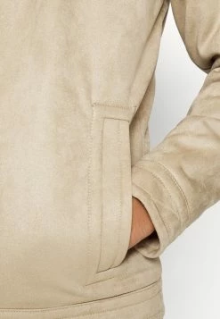 Hollister Co. AVIATOR - Winterjacke - Brown | Herren -Hollister Co Verkäufe 2022 01d36d0c83c242c0a98451fdf60f86e8