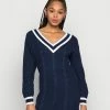 Hollister Co. VARSITY WEBEX DRESS - Strickkleid - Navy With White Tipping | Damen