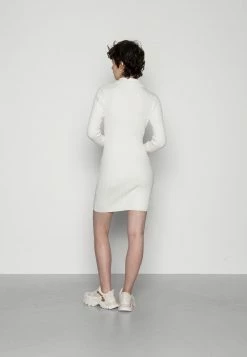 Hollister Co. CHAIN POLO DRESS - Freizeitkleid - White | Damen -Hollister Co Verkäufe 2022 07e523d000ed4ef6a5bcc6e307e4bb1d