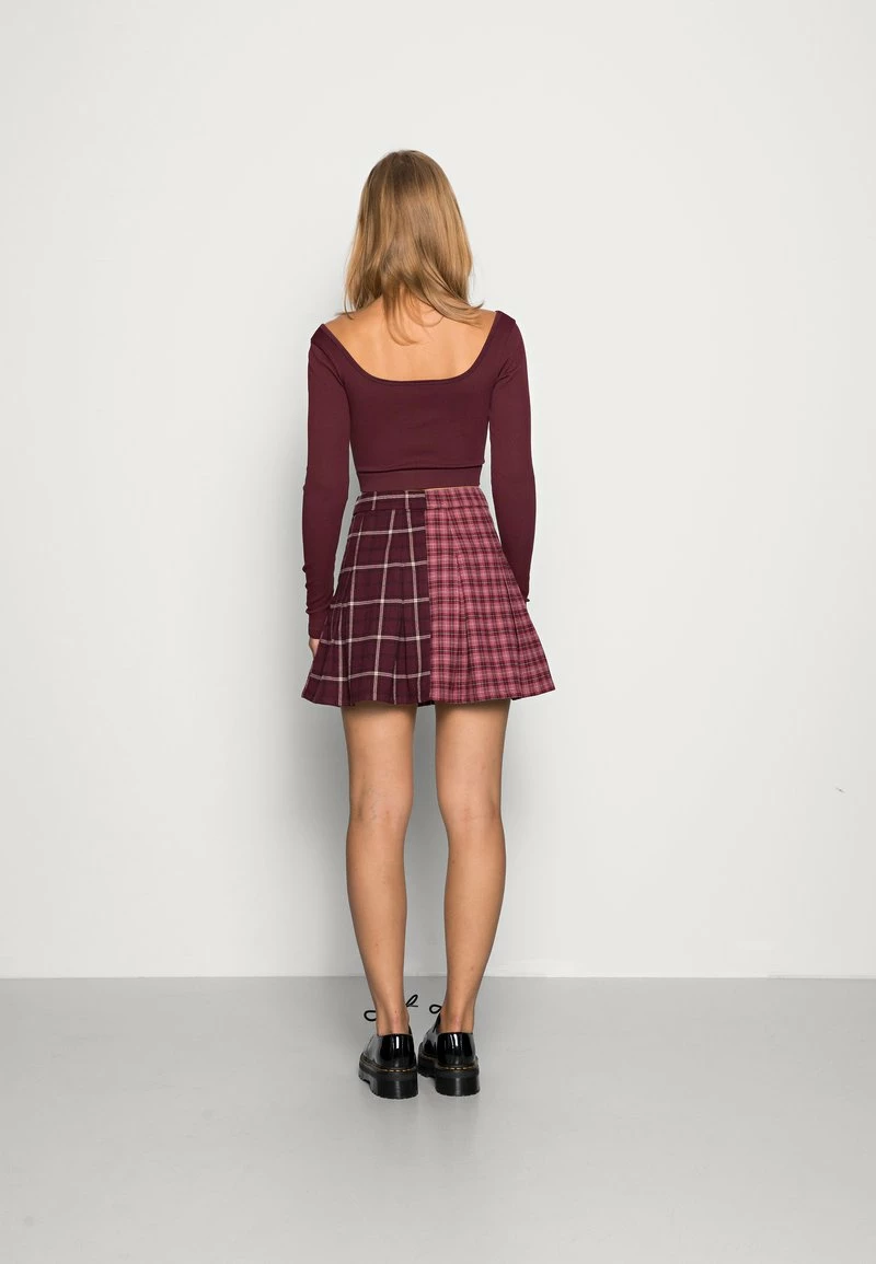Hollister Co. SPLICED PLEATED PLAID SKIRT - Minirock - Burg Spliced | Damen 5 Hollister Co. SPLICED PLEATED PLAID SKIRT - Minirock - Burg Spliced | Damen – Bild 3