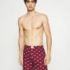 Hollister Co. CORE PATTERN 5 PACK - Boxershorts - Red | Herren 2 Hollister Co. CORE PATTERN 5 PACK - Boxershorts - Red | Herren -Hollister Co Verkäufe 2022 0a2df32362f54804a3ec5a634a95e544