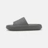 Hollister Co. COMFY SLIDE - Badesandale - Grey | Herren -Hollister Co Verkäufe 2022 0fcb734376e946cdb6dcd4354c0d4f90