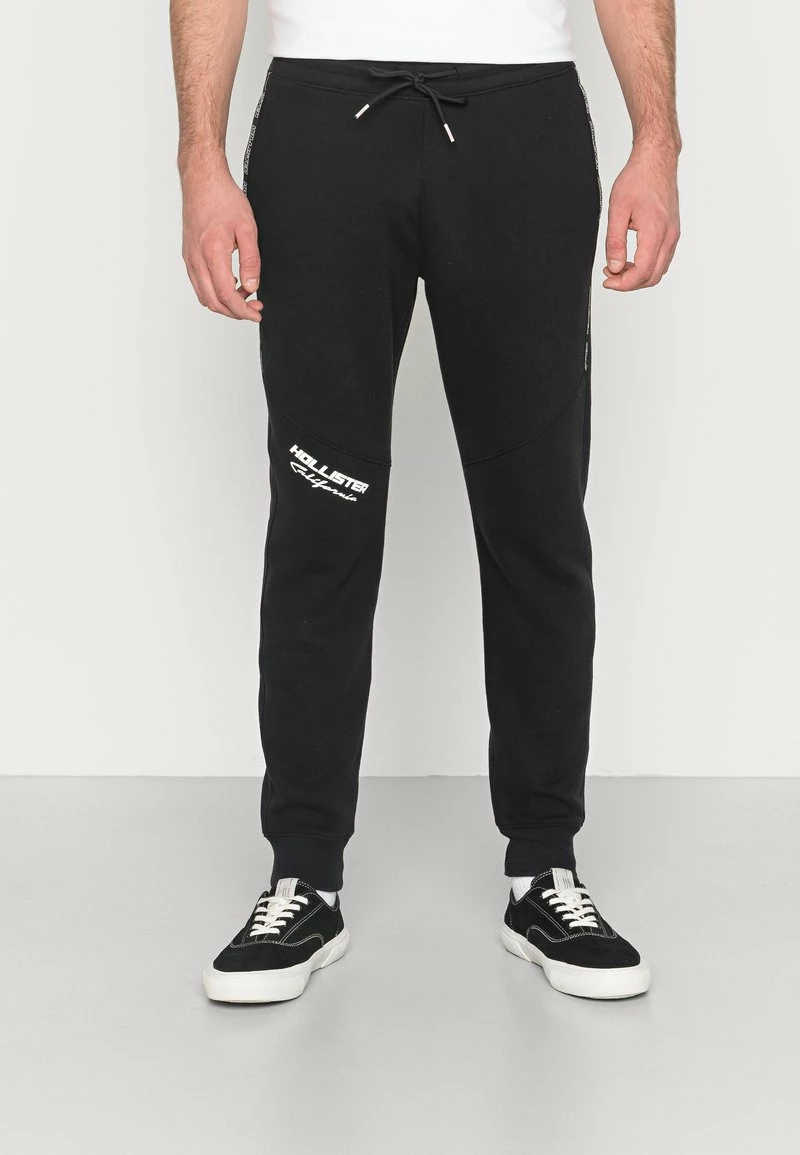 Hollister Co. ALL DAY GAME PLAY BABY TAPES - Jogginghose - Black | Herren 3 Hollister Co. ALL DAY GAME PLAY BABY TAPES - Jogginghose - Black | Herren