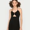 Hollister Co. FRONT CUTOUT DRESS - Jerseykleid - Black | Damen