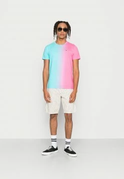 Hollister Co Verkäufe 2022 -Hollister Co Verkäufe 2022 2bfe4e2b3385442e8b7058c0736d842e