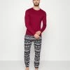 Hollister Co. JOGGER CHAIN SET - Nachtwäsche Set - Bordeaux | Herren -Hollister Co Verkäufe 2022 31882856e1ef4e3aaee7edda8916773e