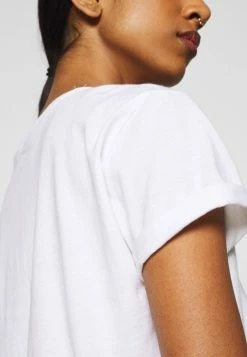 Hollister Co. T-Shirt Print - White | Damen 15 Hollister Co. T-Shirt Print - White | Damen -Hollister Co Verkäufe 2022 37147c8693f148d2ad7439f84e3d3806