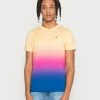 Hollister Co. CREW ICON OMBRE UNISEX - T-Shirt Print - Yellow/pink/purple 1 Hollister Co. CREW ICON OMBRE UNISEX - T-Shirt Print - Yellow/pink/purple -Hollister Co Verkäufe 2022 40c2c22f743c480fb40776355172cd29