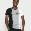 Hollister Co. LARGE SCALE TECH - T-Shirt Basic - Black | Herren 1 Hollister Co. LARGE SCALE TECH - T-Shirt Basic - Black | Herren -Hollister Co Verkäufe 2022 47be9cc8eaa74c4b87977f149f589076