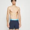 Hollister Co. 3 PACK - Boxershorts - Black/grey/navy | Herren 2 Hollister Co. 3 PACK - Boxershorts - Black/grey/navy | Herren -Hollister Co Verkäufe 2022 481a07951af247e49073e354aab47207
