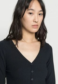 Hollister Co. TEXTURED BUTTON FLYAWAY - Strickjacke - Casual Black | Damen -Hollister Co Verkäufe 2022 50224619173b42aba9826cafc447118e