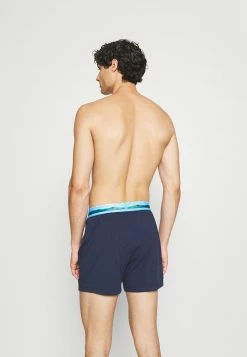 Hollister Co Verkäufe 2022 -Hollister Co Verkäufe 2022 50b90988fc114096a81d57be97e7e658