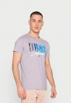 Hollister Co. PRINT OMBRE LOGO PLAY 3 PACK - T-Shirt Print - Multi | Herren 12 Hollister Co. PRINT OMBRE LOGO PLAY 3 PACK - T-Shirt Print - Multi | Herren -Hollister Co Verkäufe 2022 548237975b6d46b8b3872d3ce118eaf5