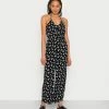 Hollister Co. BARE HALTER - Jumpsuit - Black Floral | Damen -Hollister Co Verkäufe 2022 569efb88db004439944d4c12792bfb9d