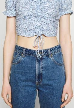 Hollister Co. CINCH TIE - T-Shirt Print - White/blue | Damen 13 Hollister Co. CINCH TIE - T-Shirt Print - White/blue | Damen -Hollister Co Verkäufe 2022 57369c83067c4de79bbbf089e88f741b