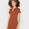 Hollister Co. DRESS - Jerseykleid - Brown | Damen -Hollister Co Verkäufe 2022 5ac2587b0df54cf0a18be1095a80d05b
