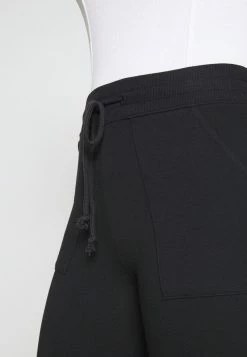 Hollister Co. LOGO FLEGGING - Jogginghose - Black | Damen 13 Hollister Co. LOGO FLEGGING - Jogginghose - Black | Damen -Hollister Co Verkäufe 2022 5f9d2430cd8c452ca8c38746344a1945