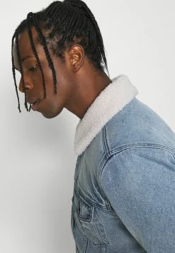 Hollister Co. LIGHT WASH TRUCKER - Jeansjacke - Light Wash | Herren -Hollister Co Verkäufe 2022 616dfe231cda4ca6995d01597d6e4705