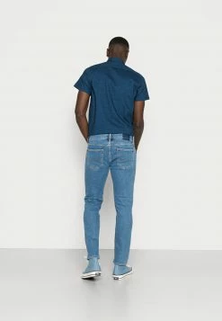 Hollister Co. Jeans Slim Fit - Medium Wash | Herren 9 Hollister Co. Jeans Slim Fit - Medium Wash | Herren -Hollister Co Verkäufe 2022 66cac508dcb04c809641c8d12b78524f