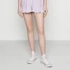 Hollister Co. CHAIN RUFFLE HEM - Shorts - Lavender Gingham | Damen -Hollister Co Verkäufe 2022 69b6b7422e7a4d21b876fdba41746b63