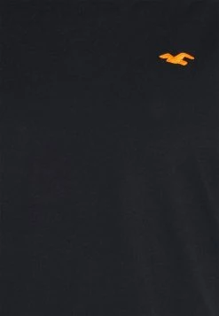 Hollister Co. CURVED OMBRE 4 PACK - T-Shirt Basic - Black | Herren -Hollister Co Verkäufe 2022 6b5b1457b72342138bfc24a95b6328cc