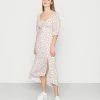 Hollister Co. WOVEN MIDI DRESS - Freizeitkleid - Pink Floral | Damen -Hollister Co Verkäufe 2022 7c1cfc0089014b0fb88cabb96dc1dc46