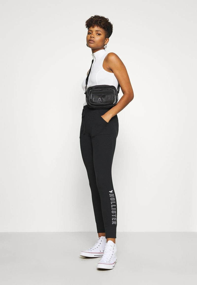 Hollister Co. LOGO FLEGGING - Jogginghose - Black | Damen 4 Hollister Co. LOGO FLEGGING - Jogginghose - Black | Damen – Bild 2
