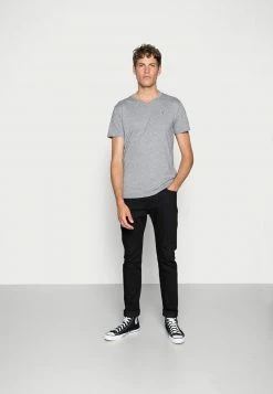 Hollister Co. 5 PACK - T-Shirt Print - White/grey/red/navy Texture/black | Herren