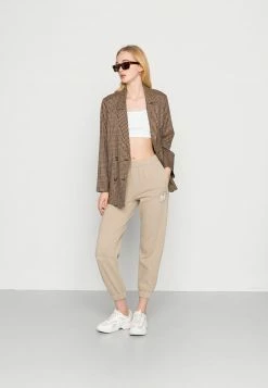 Hollister Co. CYBER DROP DAD JOGGER - Jogginghose - Cashmere | Damen -Hollister Co Verkäufe 2022 83b179650f974fd6978943c657400142