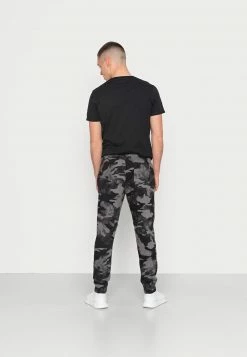 Hollister Co. ALL DAY GAME PLAY BABY TAPES - Jogginghose - Black Camo | Herren 9 Hollister Co. ALL DAY GAME PLAY BABY TAPES - Jogginghose - Black Camo | Herren -Hollister Co Verkäufe 2022 846d7a094cf34cddad400405322a5c90