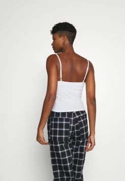 Hollister Co. STRAIGHT ACROSS 3 PACK - Top - White/red/black | Damen -Hollister Co Verkäufe 2022 88263e2ef9104bfba2415b51b3a320c2