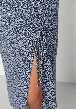 Hollister Co. BEST IS BACK CINCH - Freizeitkleid - Navy Ditsy | Damen -Hollister Co Verkäufe 2022 89ae738aad7e418aa7bc6c4bc95ba0e0