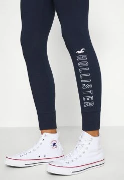 Hollister Co. LOGO FLEGGING - Jogginghose - Navy | Damen -Hollister Co Verkäufe 2022 8c12d71fe4604bae9cb5afc04f3af801