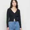 Hollister Co. TEXTURED BUTTON FLYAWAY - Strickjacke - Casual Black | Damen -Hollister Co Verkäufe 2022 8ef4c2408ce24d689f746c2b114243ed