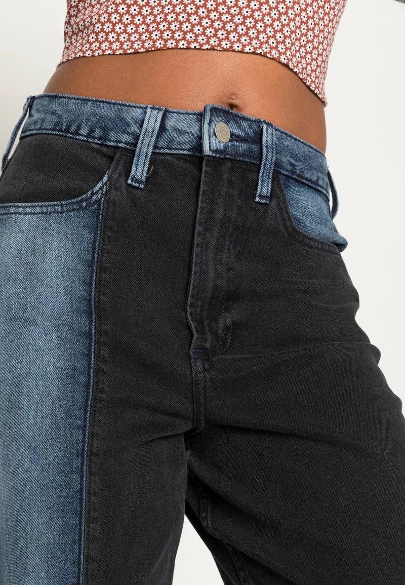 Hollister Co. CURVY TWO TONE VINT - Jeans Straight Leg - Black/blue | Damen 7 Hollister Co. CURVY TWO TONE VINT - Jeans Straight Leg - Black/blue | Damen – Bild 5