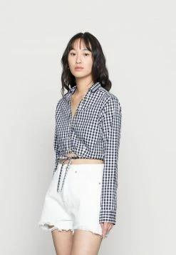 Hollister Co. WRAP AROUND SHIRTING - Bluse - Black/white | Damen
