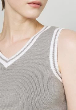 Hollister Co. Strickpullover - Light Grey White Tipping | Damen 13 Hollister Co. Strickpullover - Light Grey White Tipping | Damen -Hollister Co Verkäufe 2022 979fae5ef97d4fdd858ea6400efb4f4c