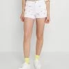 Hollister Co. CLEAN DAISY ROLL - Jeans Shorts - White | Damen -Hollister Co Verkäufe 2022 9a2bb8ceb5cb435b93359b616f596692