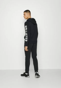 Hollister Co. TECH MATCHBACK - Kapuzenpullover - Black | Herren -Hollister Co Verkäufe 2022 9b308f8ad99545ee845c8871cd6546fc