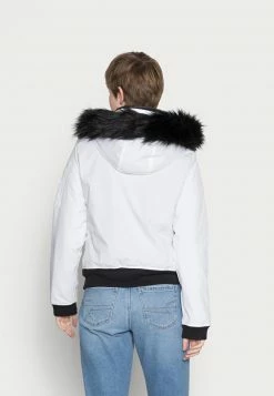 Hollister Co. APAC WHITE ALL WEATHER - Winterjacke - Bright White | Damen -Hollister Co Verkäufe 2022 9be54d50453a498d86c39fc0e2209d32