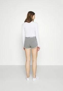 Hollister Co. CHAIN LOGO - Shorts - Grey | Damen -Hollister Co Verkäufe 2022 af06df7a3c58415fb8a632294f101d54