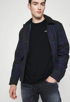 Hollister Co. SEASONAL CREW 7 PACK - T-Shirt Basic - Black | Herren -Hollister Co Verkäufe 2022 b25bb5f39e0146219f88d6ede5c66ad0