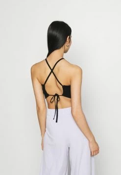 Hollister Co. OPEN BACK WRAP HALTER - Top - Black | Damen -Hollister Co Verkäufe 2022 b42ccb1446c84540830cba31ec845901