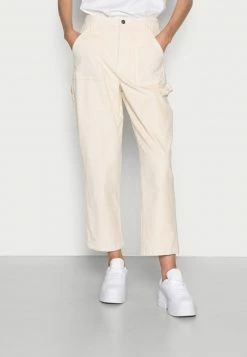 Hollister Co. CURVY STRAIGHT PANT - Stoffhose - Cream Cord | Damen