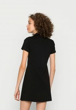 Hollister Co. DRESS - Jerseykleid - Black | Damen -Hollister Co Verkäufe 2022 c3beca8542dd4af38a4dc7b68b3c249f