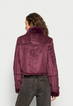 Hollister Co. CROPPED SHEARLING COZY BIKER - Kunstlederjacke - Wine Tasting | Damen -Hollister Co Verkäufe 2022 c701ed9aa9724900b375e3db84eed528