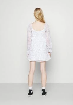 Hollister Co. SHORT DRESS - Freizeitkleid - White | Damen 12 Hollister Co. SHORT DRESS - Freizeitkleid - White | Damen -Hollister Co Verkäufe 2022 ce7b66ffc8ae4b76859ff796e64c74ce