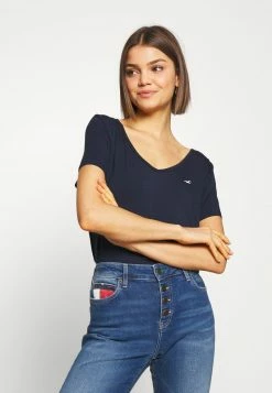 Hollister Co. EASY BASIC 3 PACK - T-Shirt Basic - White/grey/navy | Damen 15 Hollister Co. EASY BASIC 3 PACK - T-Shirt Basic - White/grey/navy | Damen -Hollister Co Verkäufe 2022 dc6c8b569c3d452981708e8885af4d71