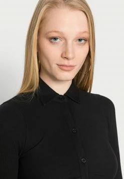 Hollister Co. DRESS - Etuikleid - Black | Damen -Hollister Co Verkäufe 2022 e31e978659ca49a8a15ef170db2f1ebc