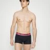 Hollister Co. 5 PACK - Panties - Red | Herren -Hollister Co Verkäufe 2022 f24f4292b4664daebb868c3f35bd75ee